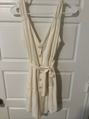 Sleeveless Cream Button-Front Summer Dress with Waist Tie